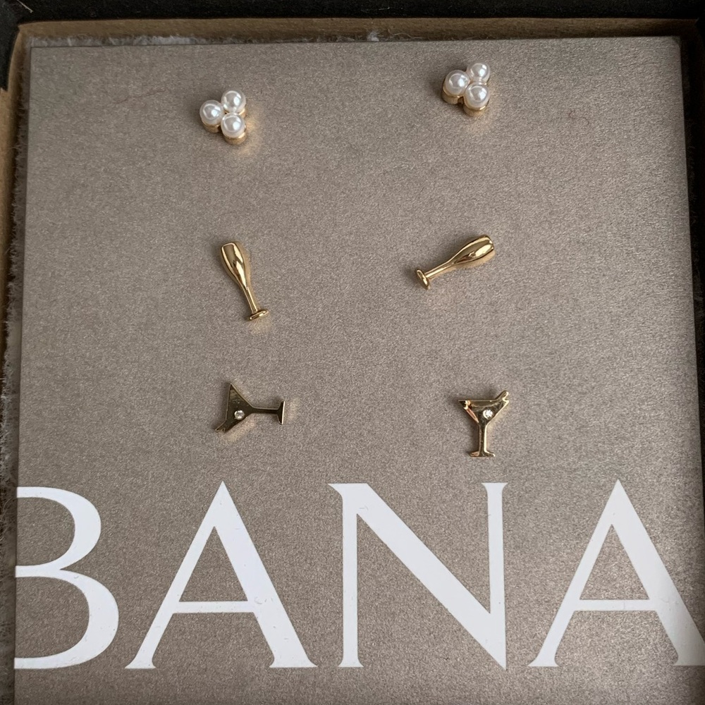 Banana Republic 3 pairs earrings
